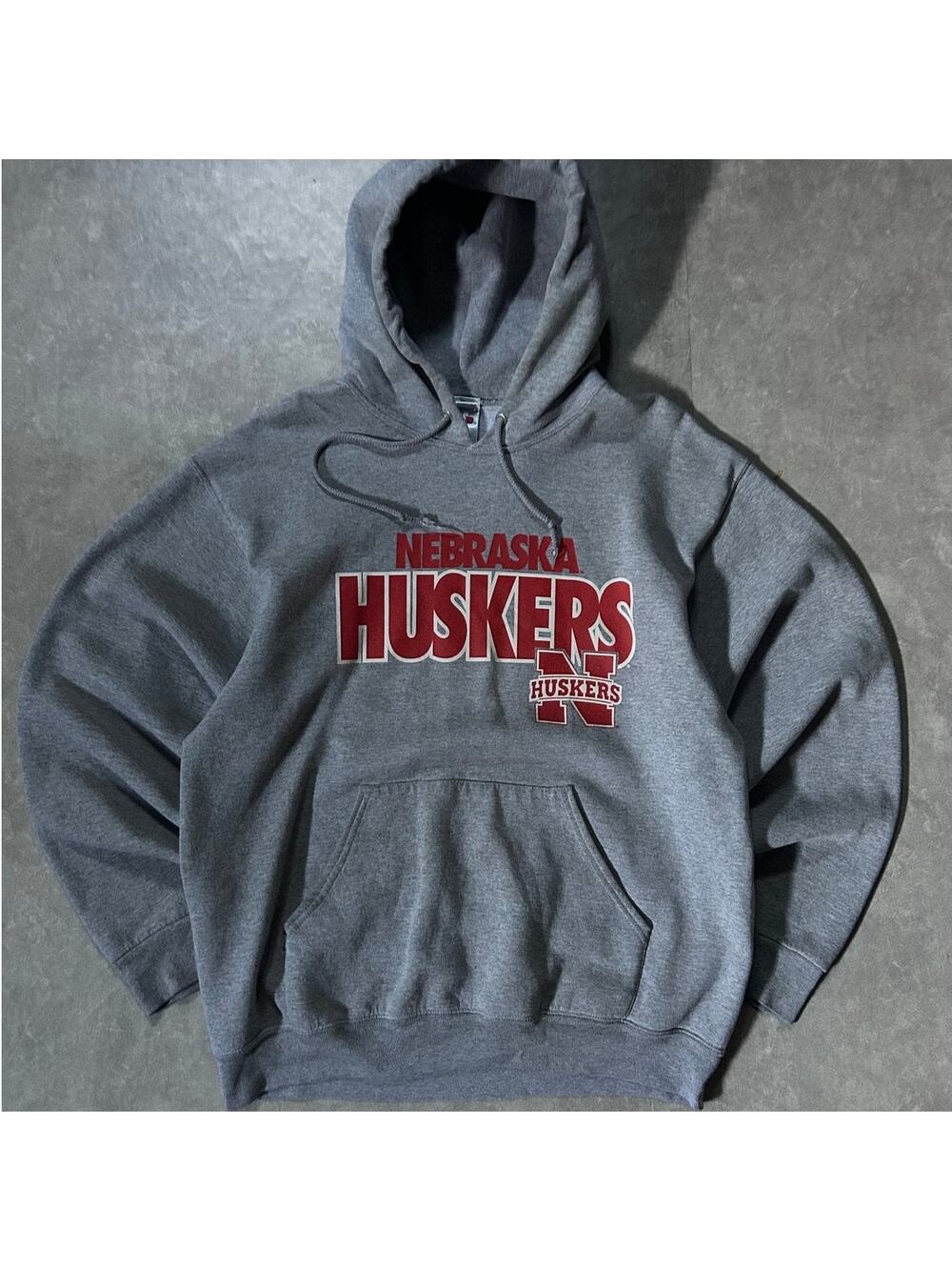 2000's Vintage Nebraska Cornhuskers Grey Hoodie -L
